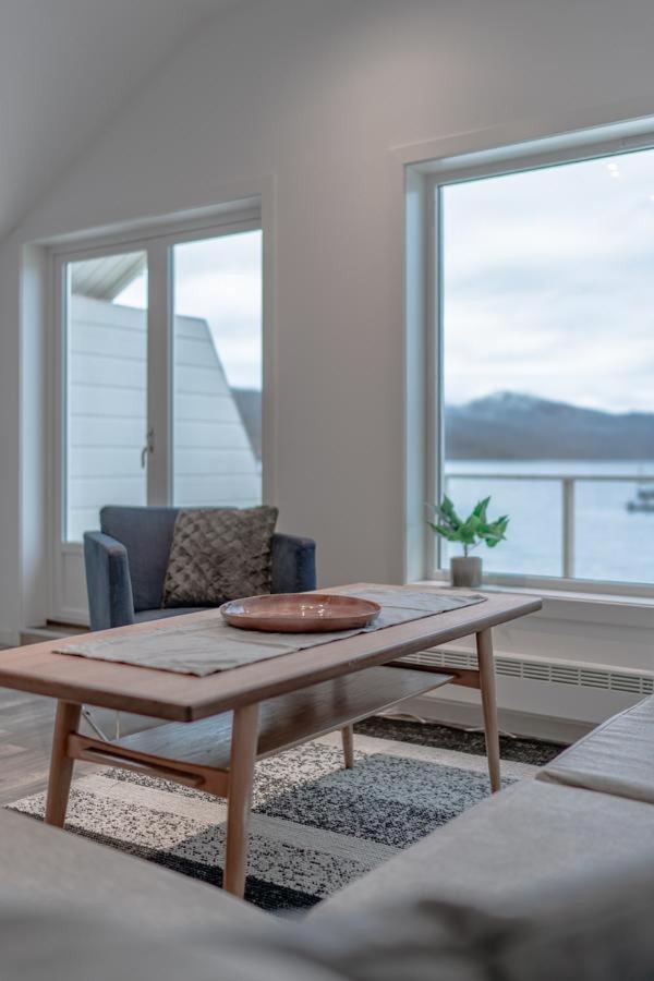 Karlsøy Camp Auroraヴィラ エクステリア 写真