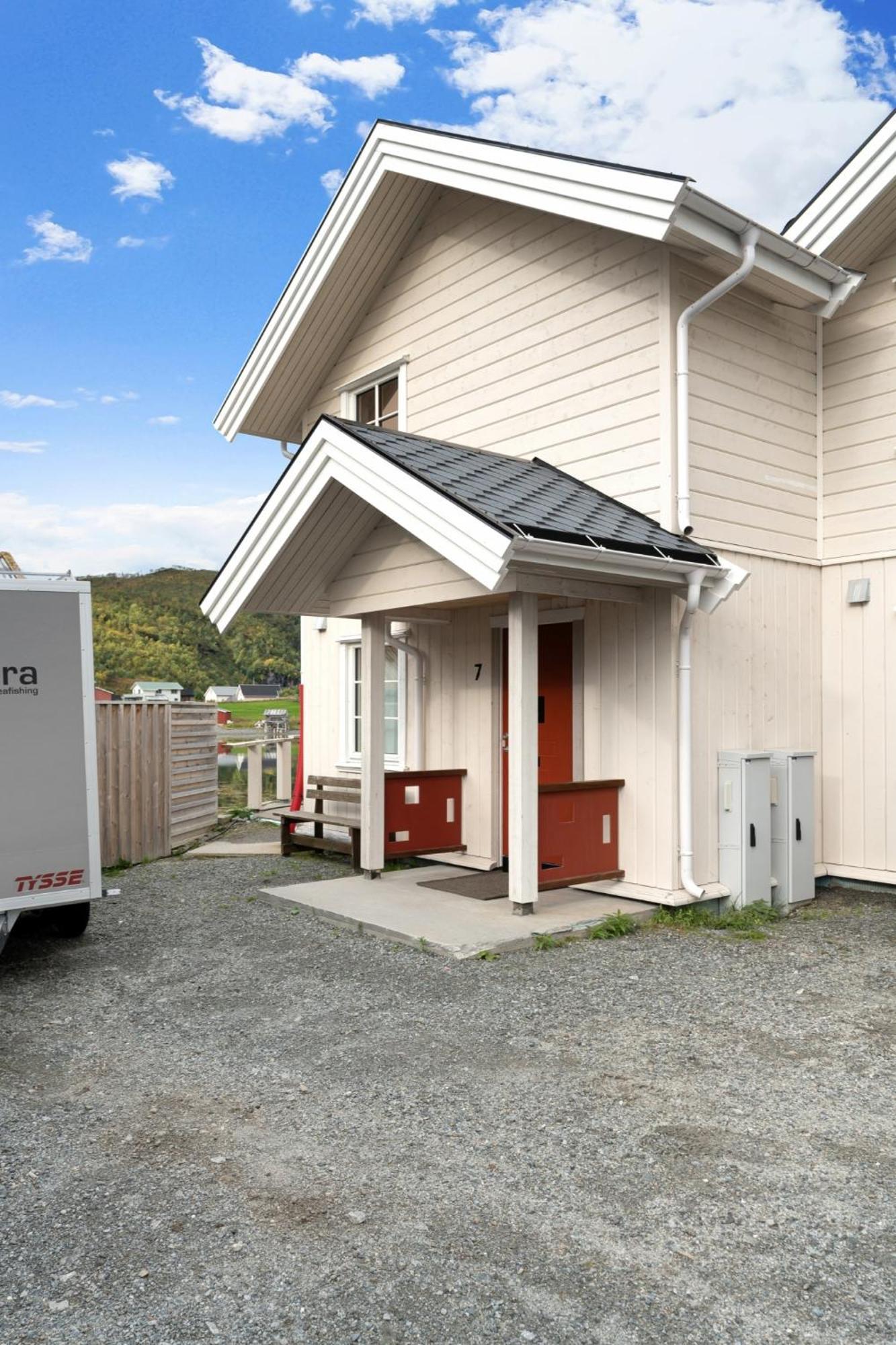 Karlsøy Camp Auroraヴィラ エクステリア 写真